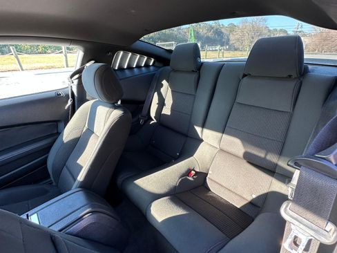 Used 2014 Ford Mustang V6 Coupe 2D w/ Equipment Group 102A image 5