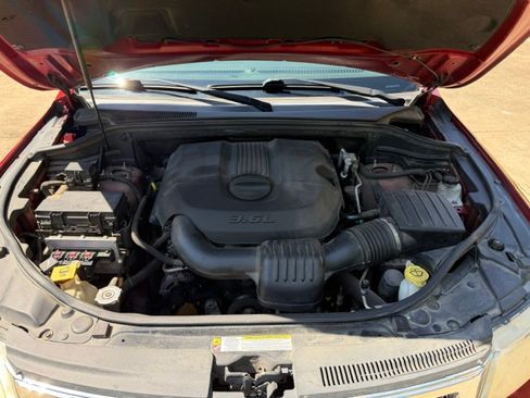 Used 2011 Jeep Grand Cherokee Laredo RWD image 11
