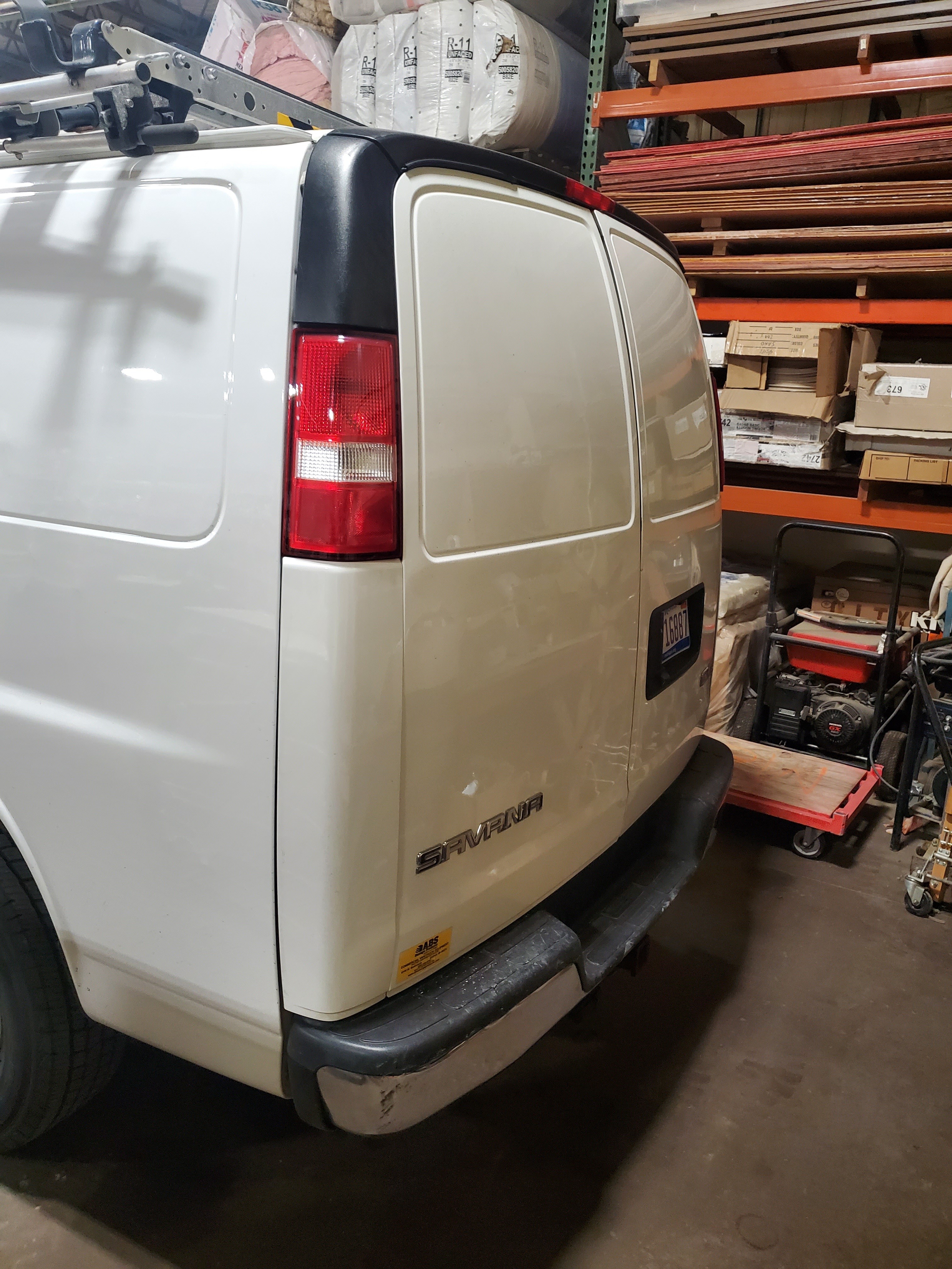 Used 2020 GMC Savana 3500 Extended w/ Driver Convenience Package RWD image 9
