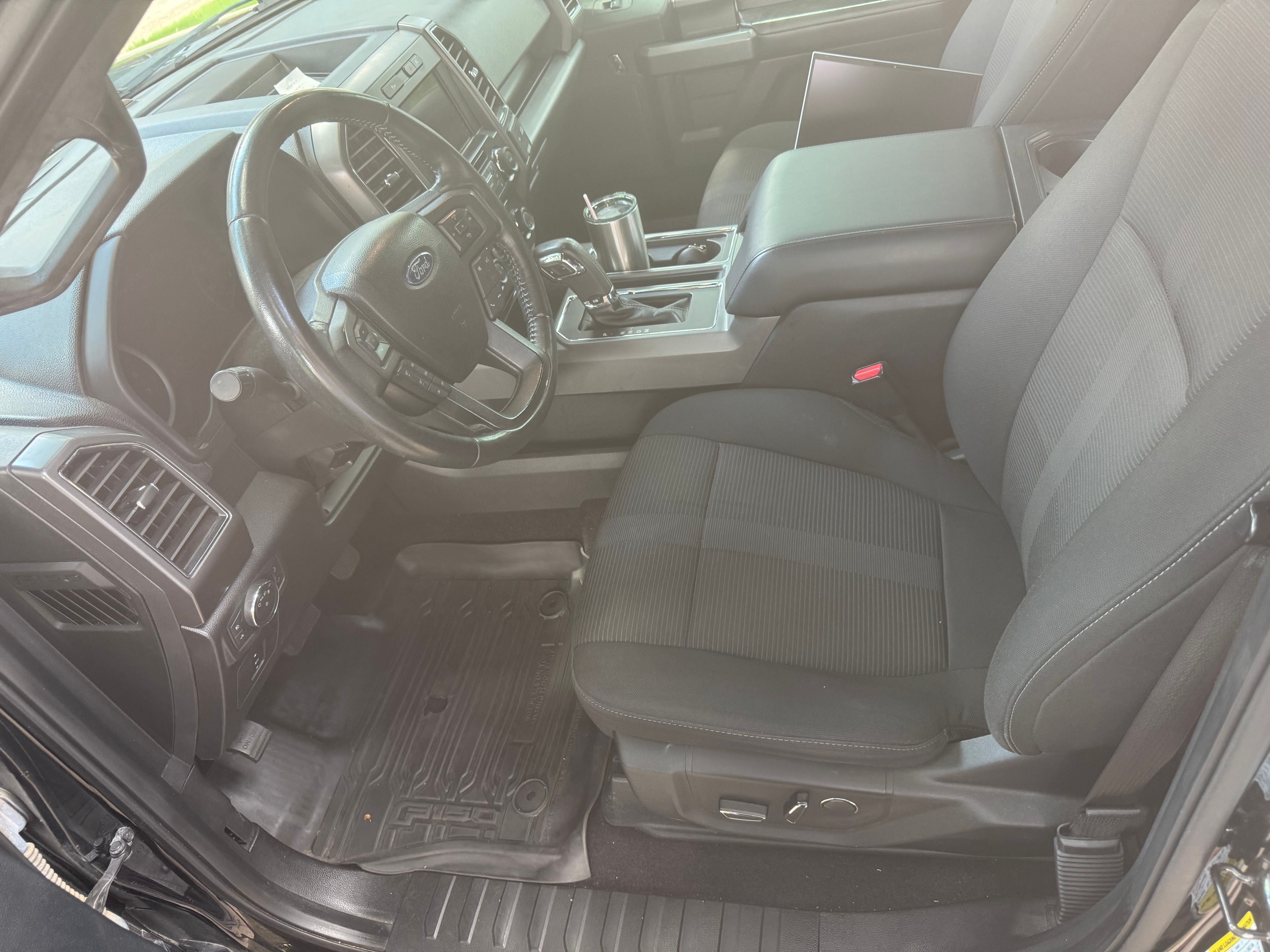 Used 2017 Ford F150 XLT w/ Equipment Group 302A Luxury RWD image 16