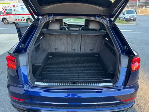 Used 2022 Audi Q8 Prestige image 15