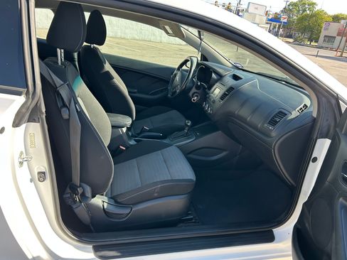Used 2015 Kia Forte Koup EX image 10