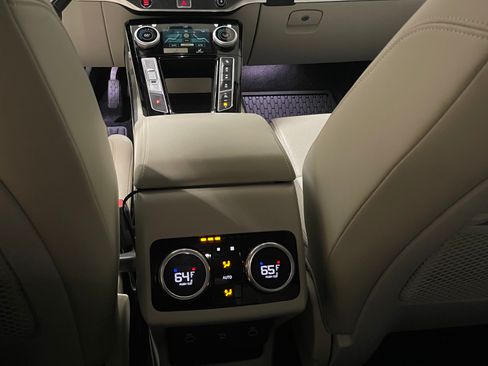 Used 2022 Jaguar I-PACE HSE image 16