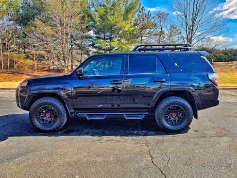 Used 2022 Toyota 4Runner TRD Pro AWD/4WD image 1