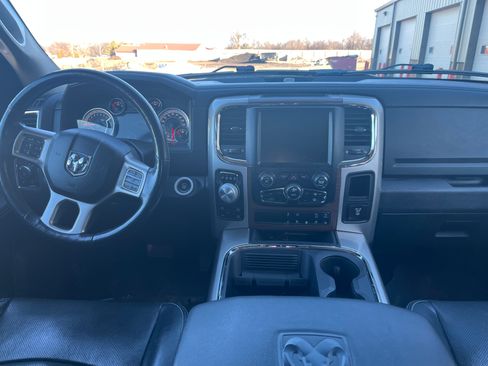 Used 2017 RAM 1500 Laramie w/ Convenience Group image 6