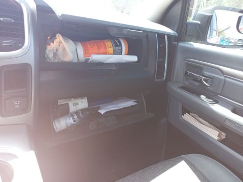 Used 2018 RAM 1500 Lone Star image 29