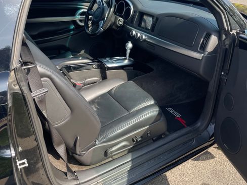 Used 2004 Chevrolet SSR w/ Preferred Equipment Group image 12