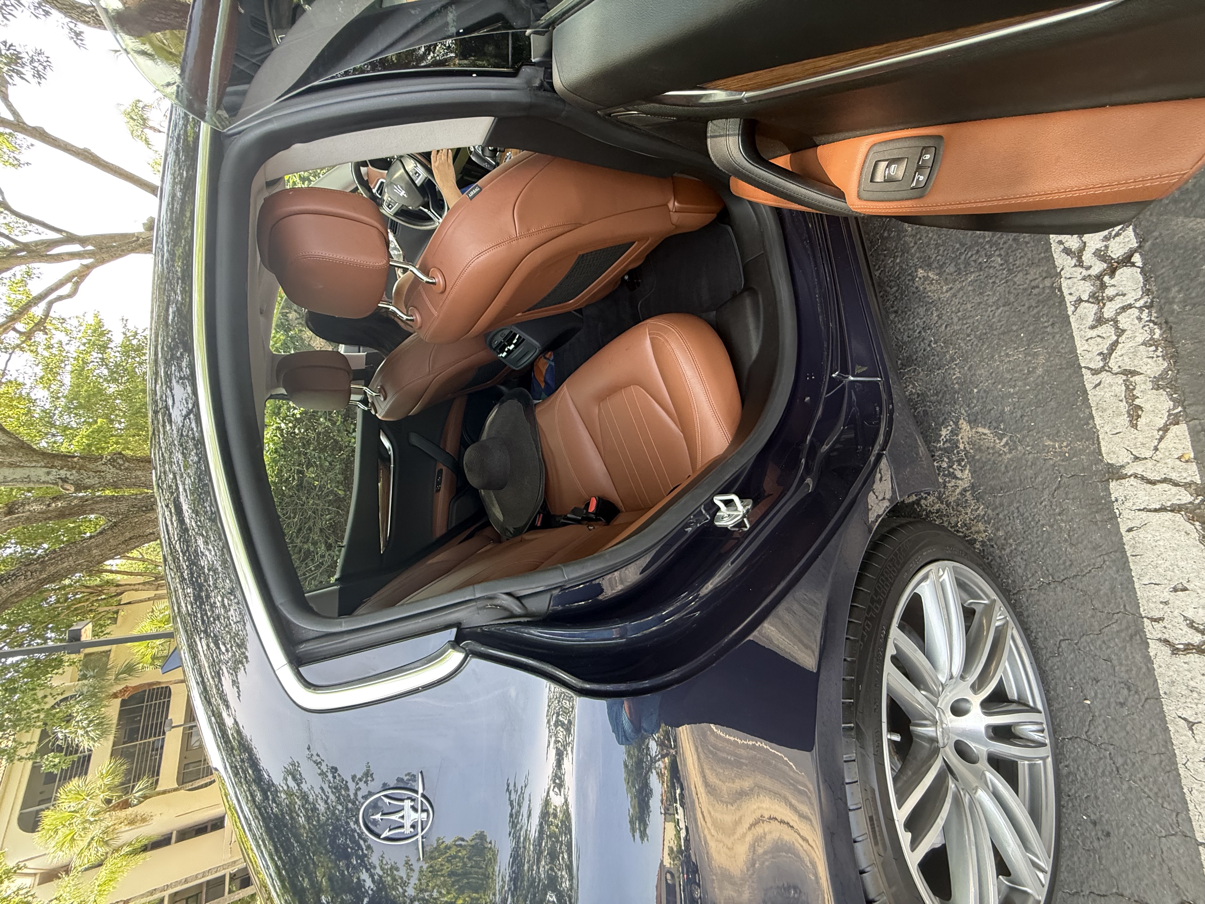 Used 2019 Maserati Ghibli S RWD image 6