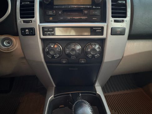 Used 2005 Toyota 4Runner Sport image 13