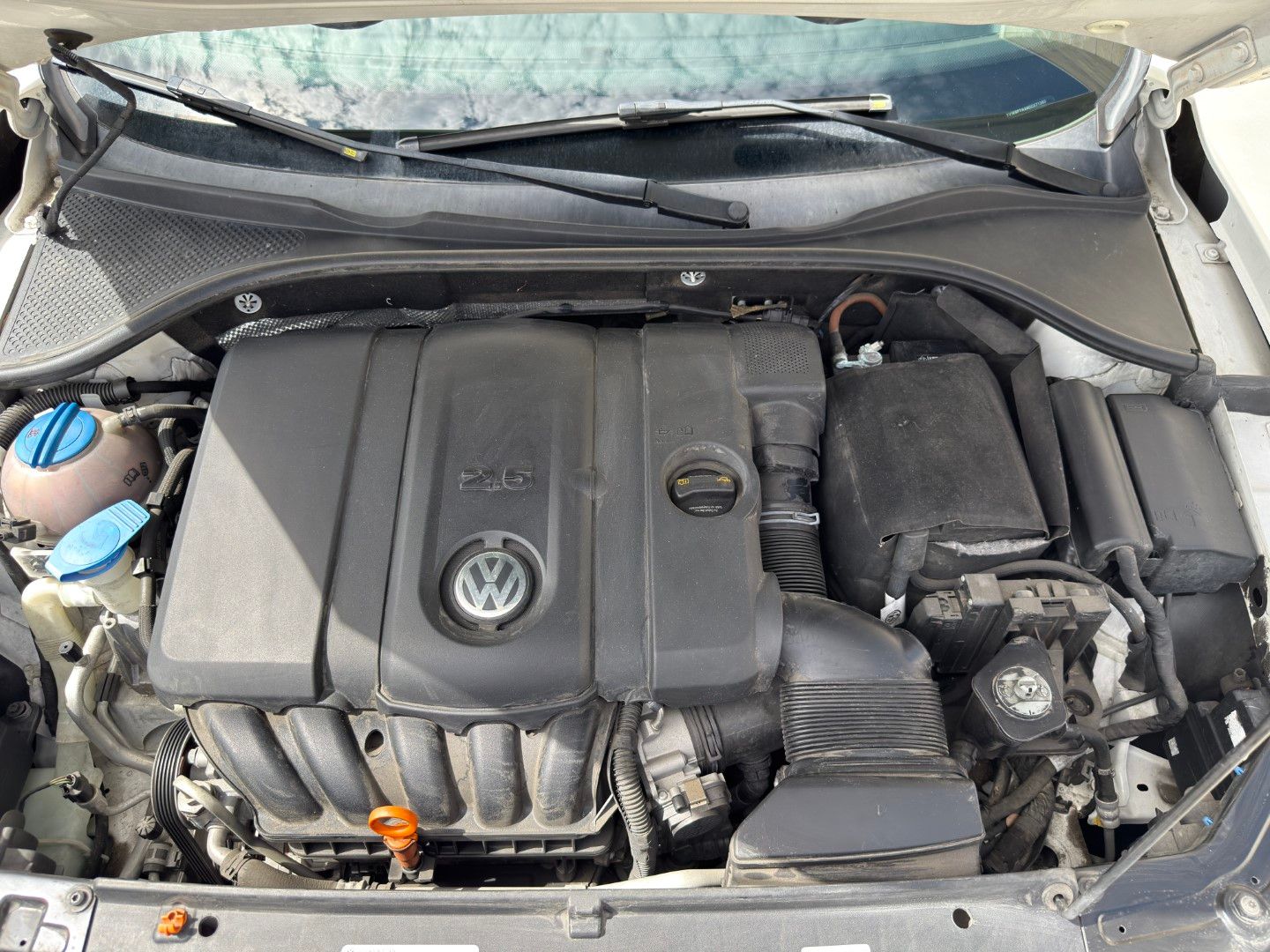 Used 2013 Volkswagen Passat 2.5 SE FWD image 14
