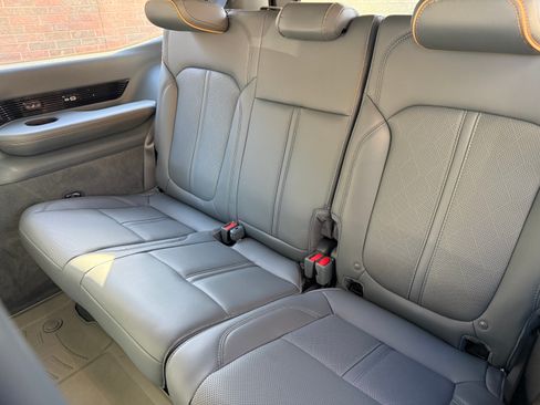 Used 2022 Jeep Grand Wagoneer Series II image 18