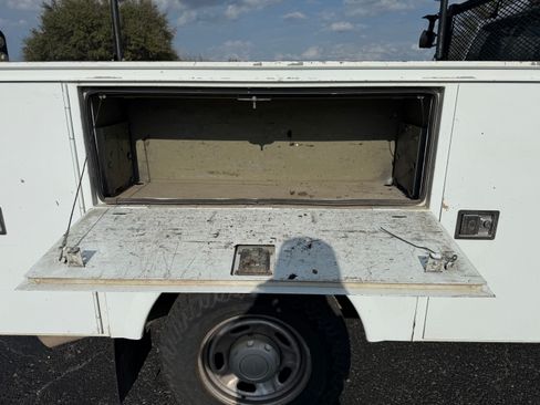 Used 2012 Ford F250 XL image 15