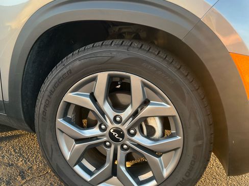Used 2024 Kia Seltos S FWD image 24