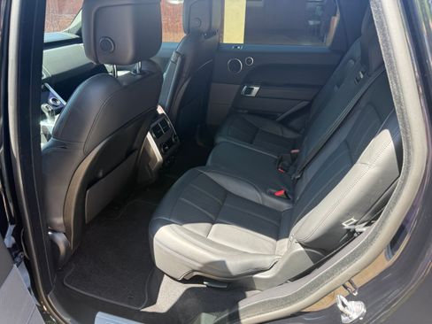 Used 2019 Land Rover Range Rover Sport HSE AWD/4WD image 15