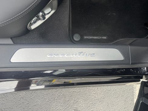 Used 2014 Porsche Panamera Turbo Executive image 17