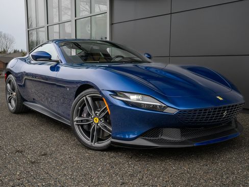 Used 2023 Ferrari Roma image 1