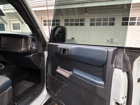 Used 2022 Ford Bronco Outer Banks w/ Sasquatch Package image 15