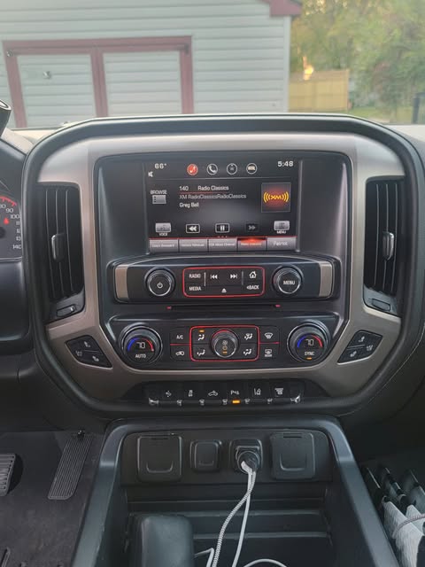 Used 2015 GMC Sierra 3500 Denali w/ Duramax Plus Package AWD/4WD image 17