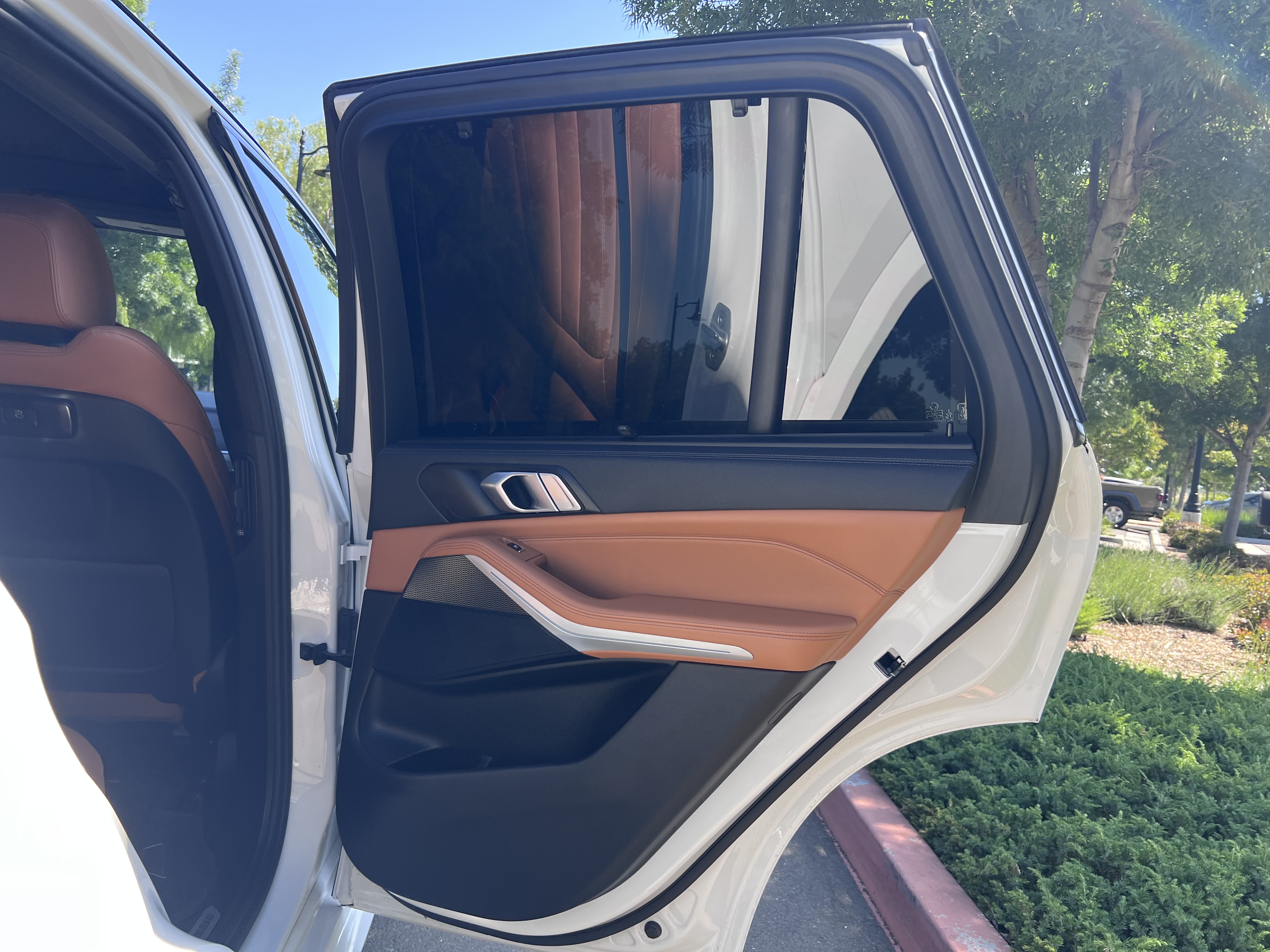 Used 2021 BMW X5 xDrive45e w/ M Sport Package AWD/4WD image 22