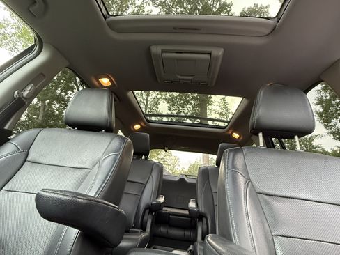 Used 2016 Honda Pilot Elite image 19