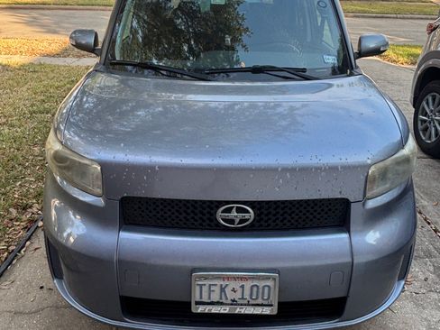 Used 2009 Scion xB Hatchback 4D image 14