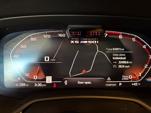 Used 2020 BMW X5 M50i w/ Executive Package image 20