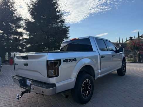 Used 2015 Ford F150 XLT w/ Equipment Group 302A Luxury AWD/4WD image 5