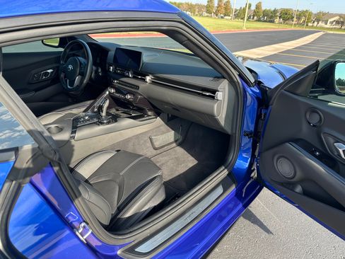 Used 2023 Toyota Supra Premium w/ Driver Assist Package image 12