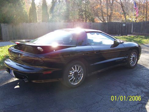 Used 2000 Pontiac Firebird Formula w/ Security Pkg image 5