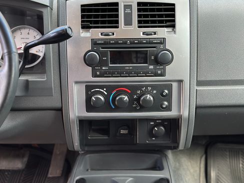 Used 2005 Dodge Dakota Laramie w/ Trailer Tow Group image 17