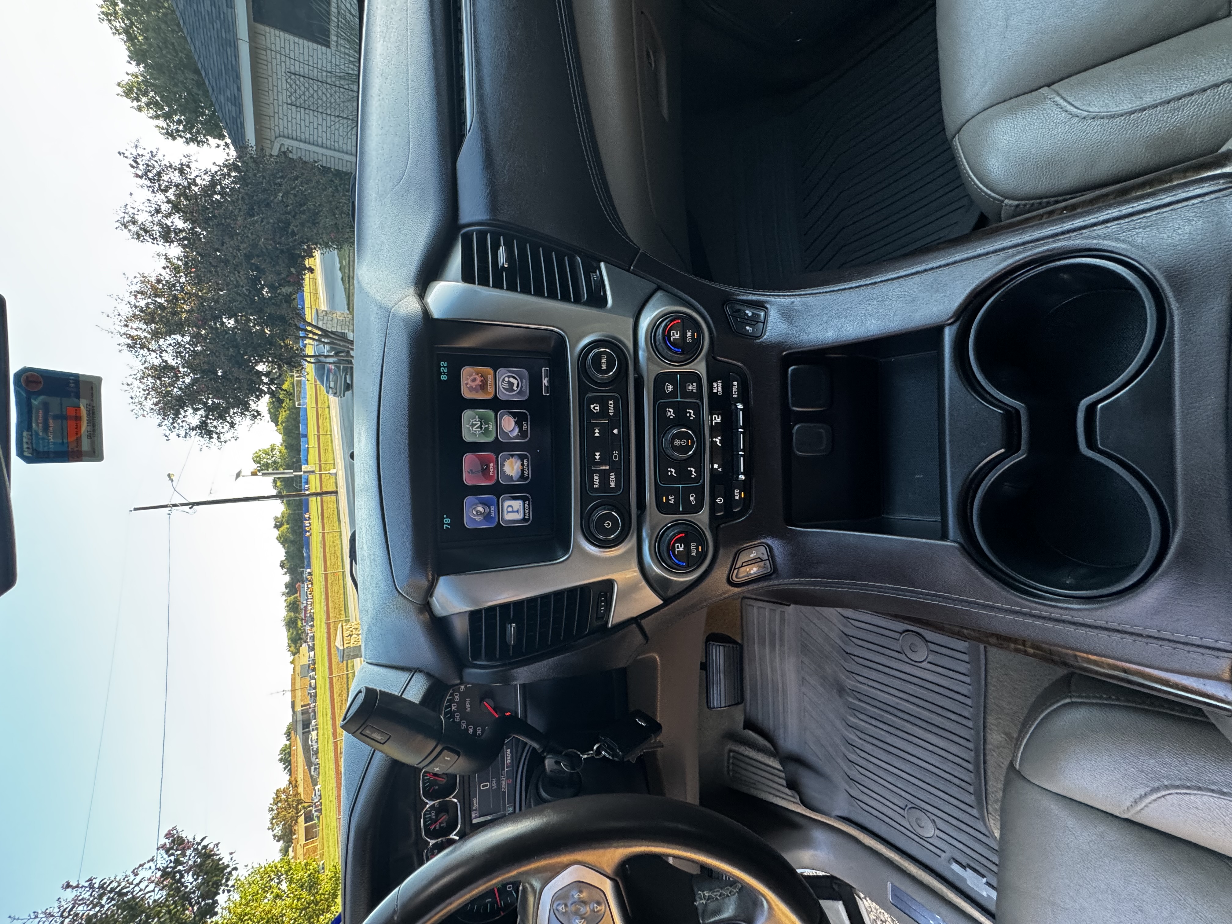 Used 2015 Chevrolet Tahoe LT RWD image 11