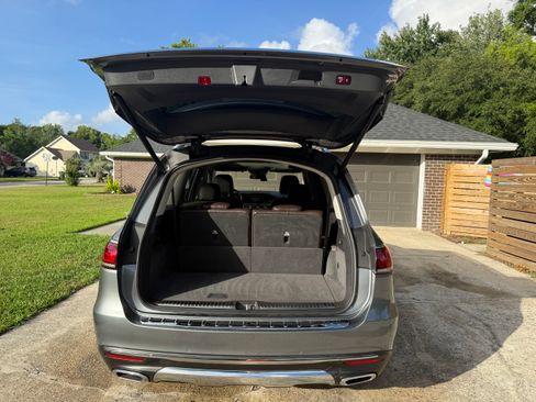 Used 2020 Mercedes-Benz GLS 450 4MATIC image 13