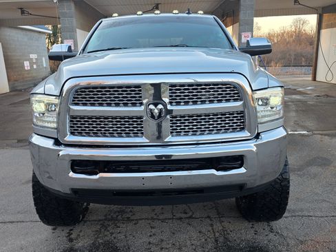 Used 2015 RAM 2500 Laramie image 5