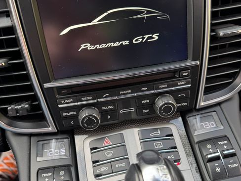 Used 2015 Porsche Panamera GTS w/ Premium Package Plus image 15