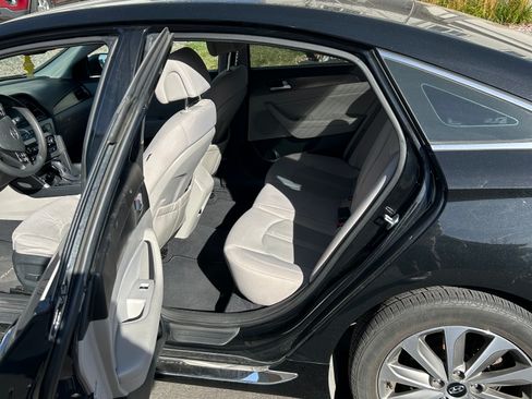 Used 2015 Hyundai Sonata Sport image 8