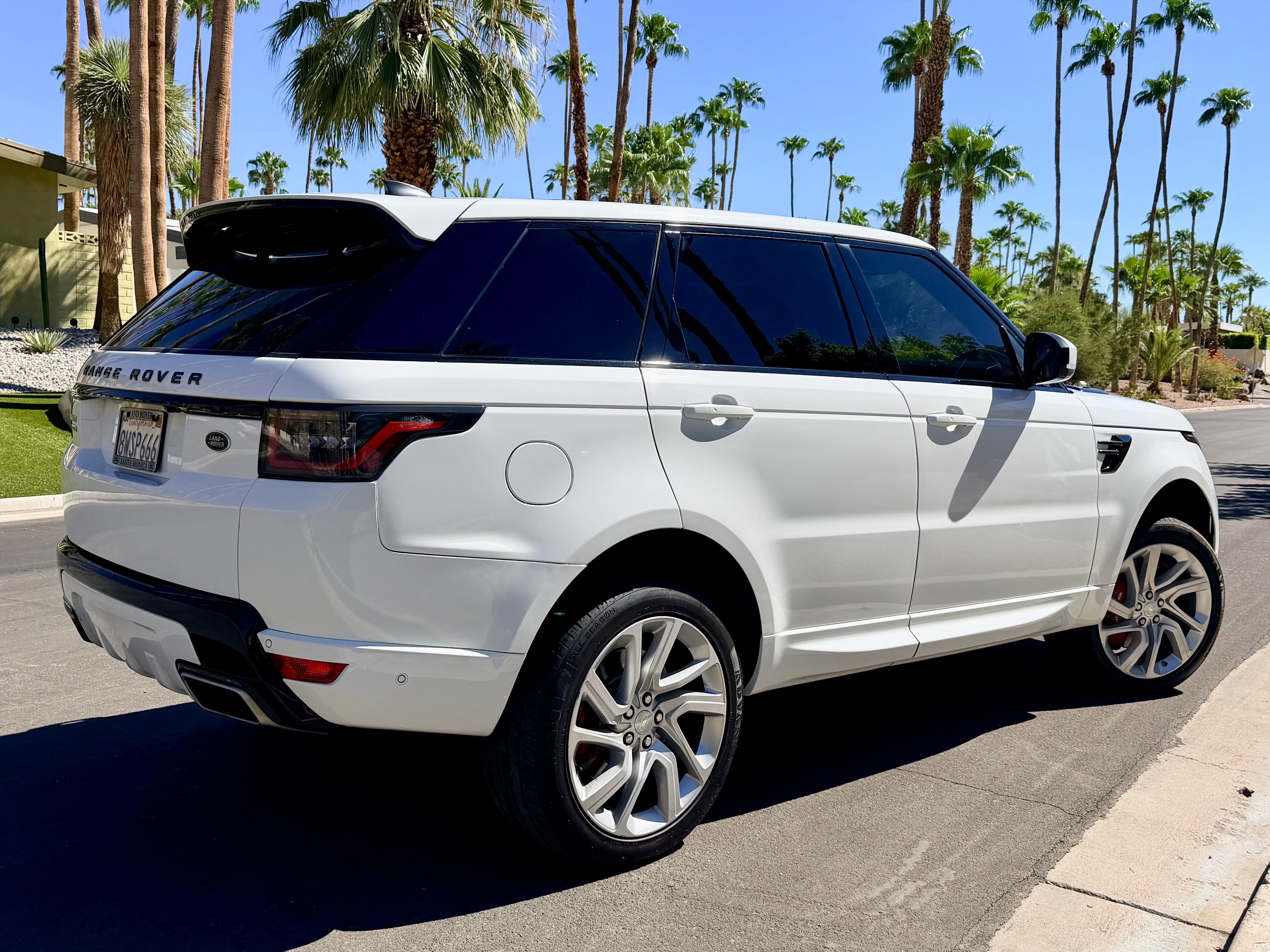 Used 2018 Land Rover Range Rover Sport Supercharged AWD/4WD image 6