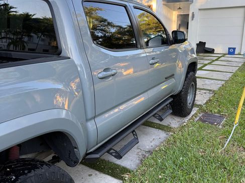 Used 2021 Toyota Tacoma TRD Sport image 12