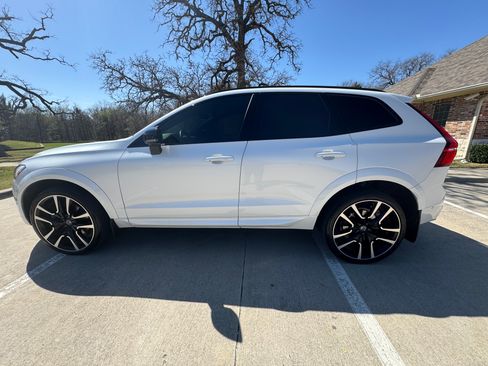 Used 2023 Volvo XC60 B6 Ultimate w/ Protection Package Premier image 1