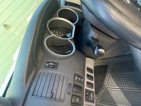 Used 2007 Toyota Tacoma 4x4 Double Cab image 4