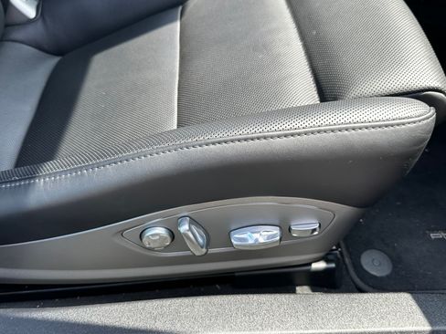 Used 2017 Porsche 911 Turbo S image 27