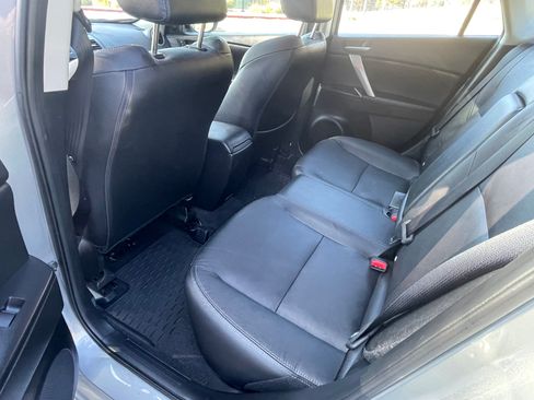 Used 2013 MAZDA MAZDA3 i Grand Touring w/ Tech Pkg image 18