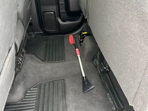 Used 2020 Chevrolet Silverado 1500 LT w/ All-Star Edition image 12