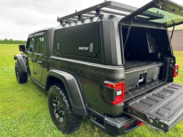 Used 2020 Jeep Gladiator Rubicon AWD/4WD image 5