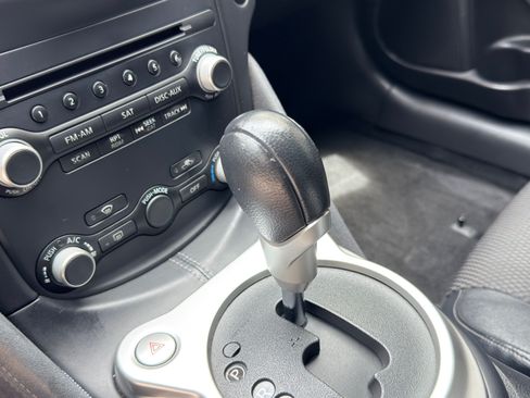 Used 2015 Nissan 370Z Touring Sport RWD image 12