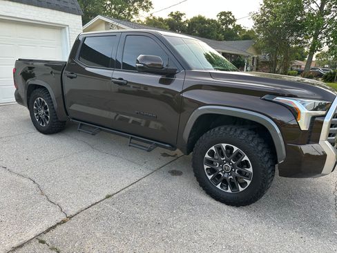 Used 2023 Toyota Tundra Limited w/ Power Package RWD image 4
