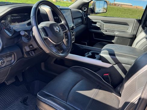 Used 2019 RAM 2500 Laramie image 17