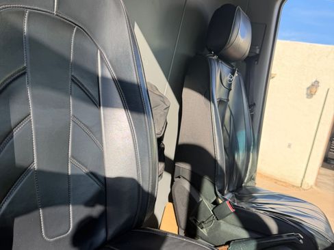 Used 2018 Mercedes-Benz Sprinter 2500 image 23