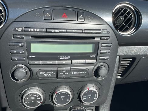 Used 2014 MAZDA MX-5 Miata Grand Touring w/ Premium Package image 12