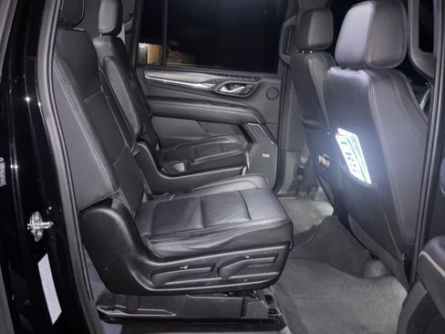 Used 2021 GMC Yukon XL Denali image 13