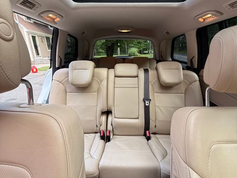 Used 2017 Mercedes-Benz GLS 550 4MATIC image 16